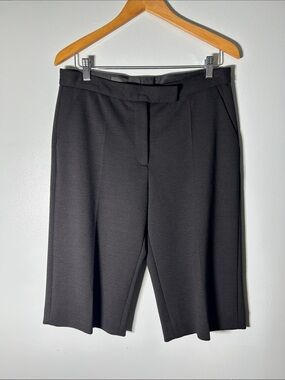 Fendi Black Women's Tailored Wool City Shorts